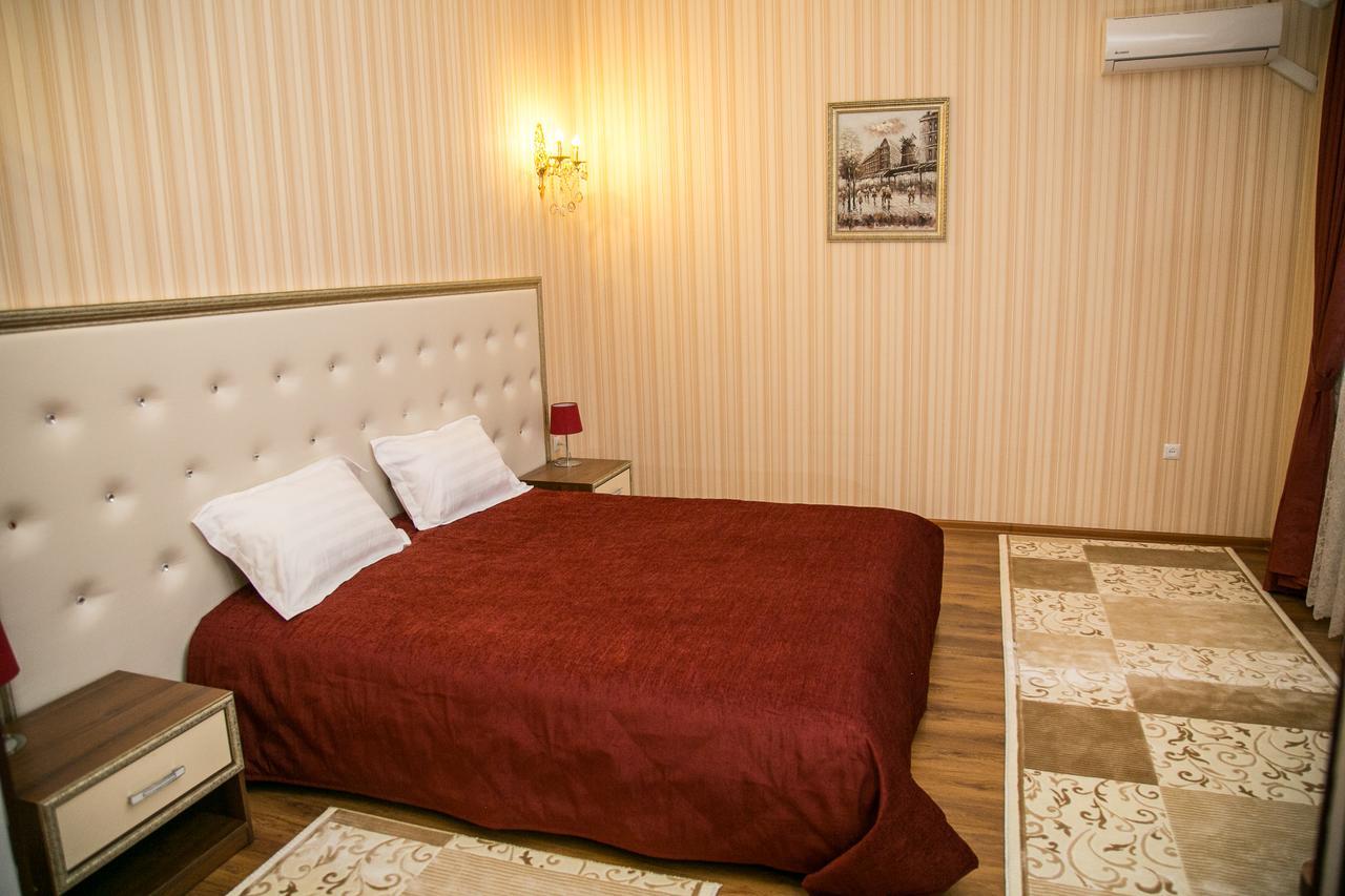 Complex Bella Vista Hotel Kyzylorda Esterno foto