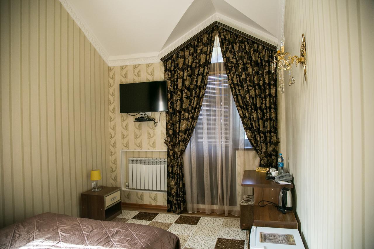 Complex Bella Vista Hotel Kyzylorda Esterno foto
