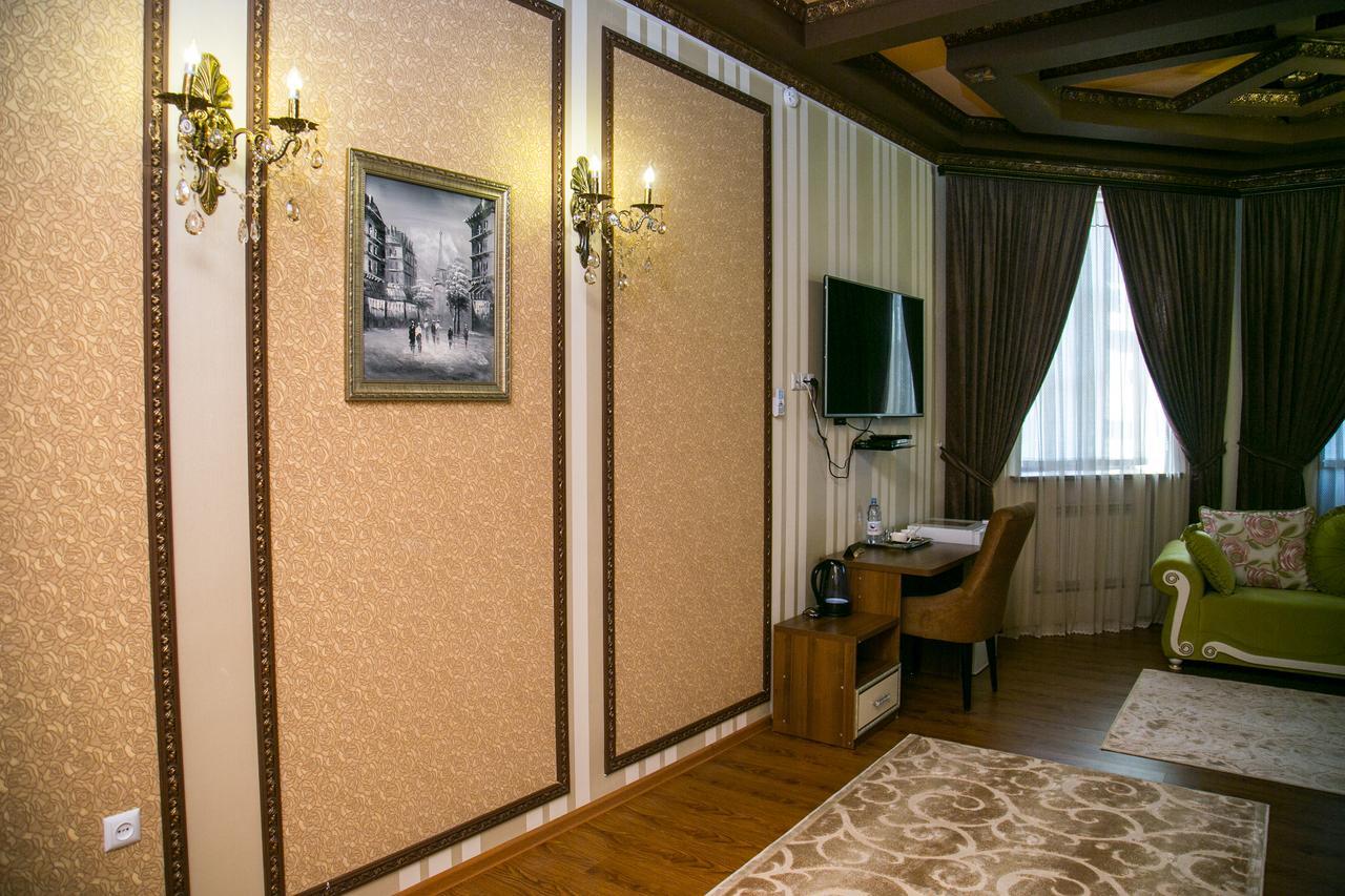 Complex Bella Vista Hotel Kyzylorda Esterno foto