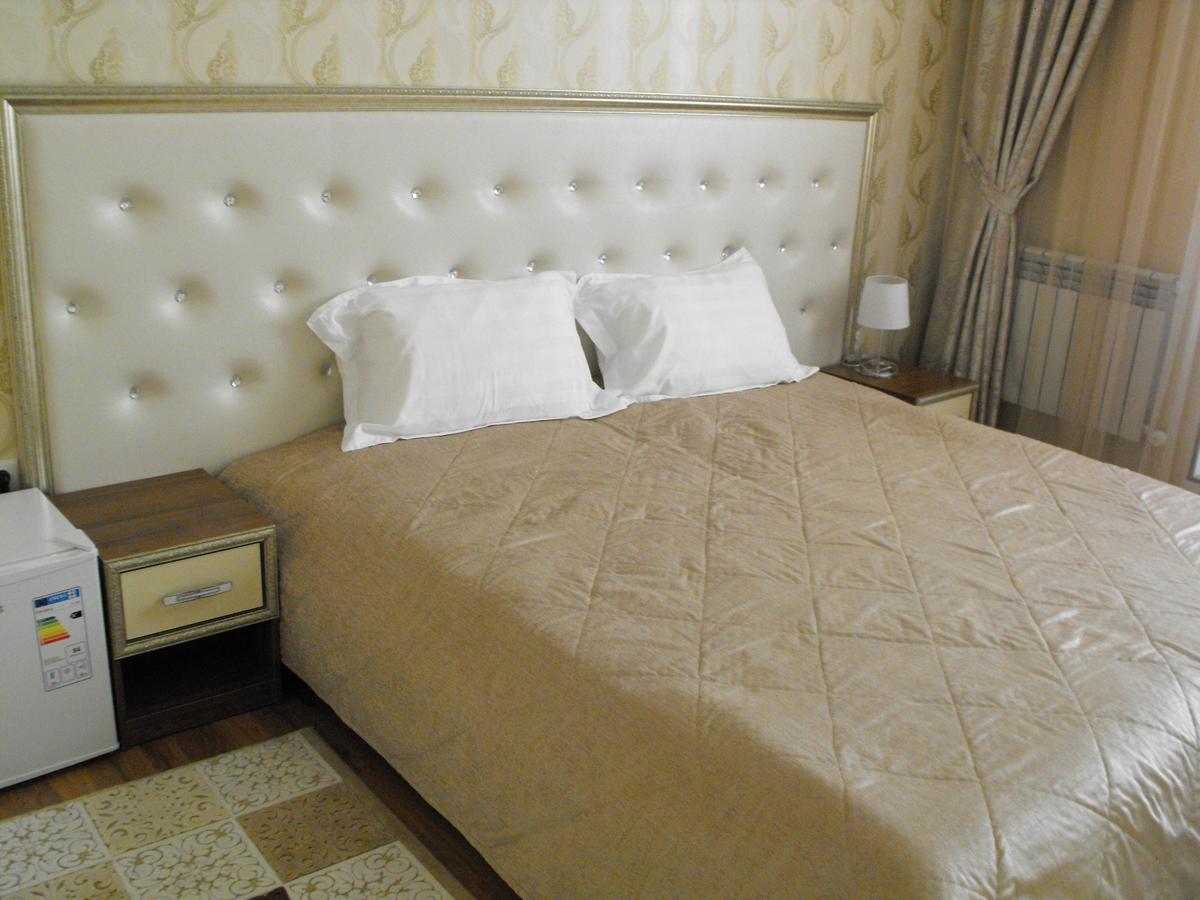 Complex Bella Vista Hotel Kyzylorda Esterno foto