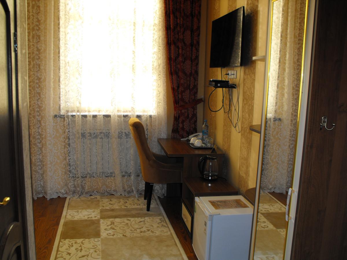 Complex Bella Vista Hotel Kyzylorda Esterno foto